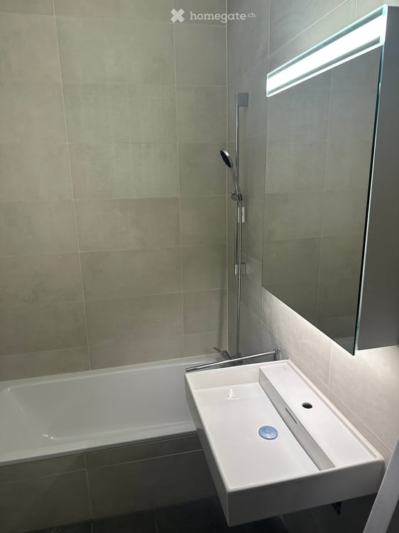 Moderne 3.5-Zimmer-Eigentumswohnung mit Balkon in Zürich-Seebach 9