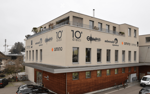 Moderne Bürofläche 354 m² zur Untermiete – direkt beim Bahnhof Jona 1