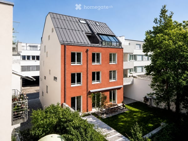 Exklusive 4.5-Zimmer-Duplexwohnung mit 133 m² Wohnfläche und drei Aussenbereichen 10