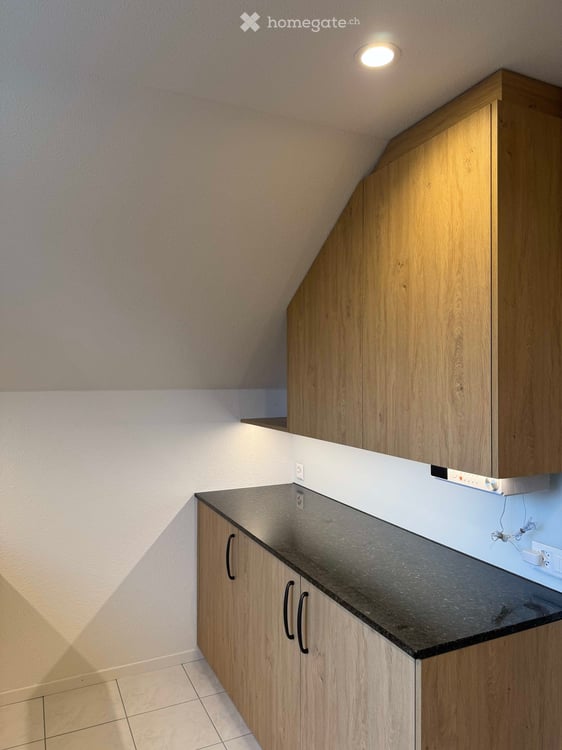 Exklusive  4½-Zimmer-Dachwohnung mit 125 m² Wohnfläche und 30 m² Sonnenterrasse an zentraler Lage 6