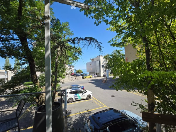Charmante 4.5-Zimmer-Maisonette-Wohnung mit Seesicht in Staad SG 12