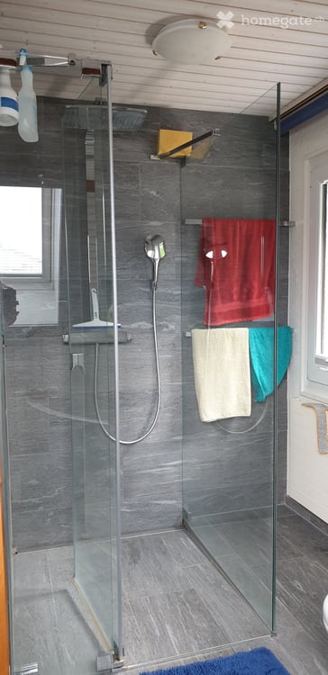 Charmante 4.5-Zimmer-Maisonette-Wohnung mit Seesicht in Staad SG 4