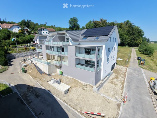 Erstvermietung: Grosszügige 3.5-Zimmer-Neubauwohnung im Eigentumsstandard 2