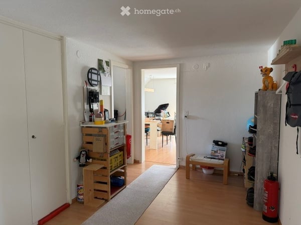 Schöne 3,5 Zimmerwohnung an ruhiger Lage 4