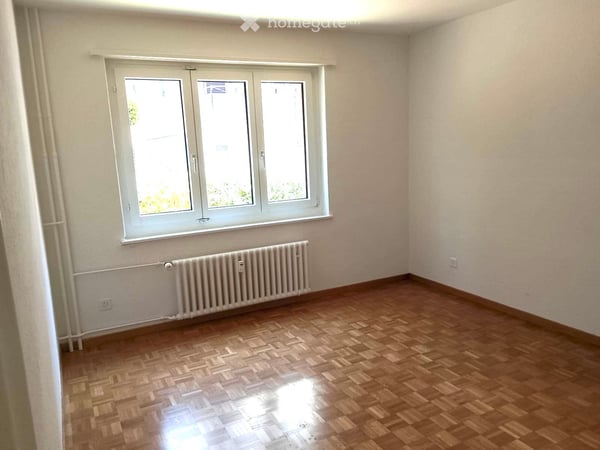 Charmante 3-Zimmer-Wohnung mit Balkon in Kloten – sofort verfügbar! 3