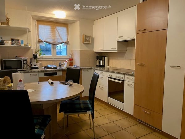 Gemütliches 4.5-Zimmer-Reihenhaus in Glarus zu vermieten 2