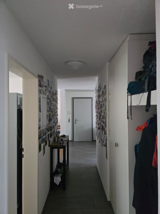 Helle 4.5-Zimmer-Wohnung mit Bergblick und Balkon in Bürglen UR 10