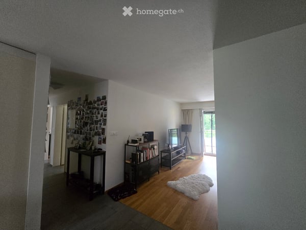 Helle 4.5-Zimmer-Wohnung mit Bergblick und Balkon in Bürglen UR 11