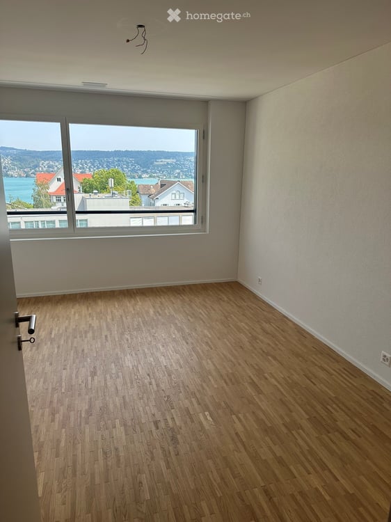 Exklusive 3.5-Zimmer-Wohnung mit Seesicht in Rüschlikon 7