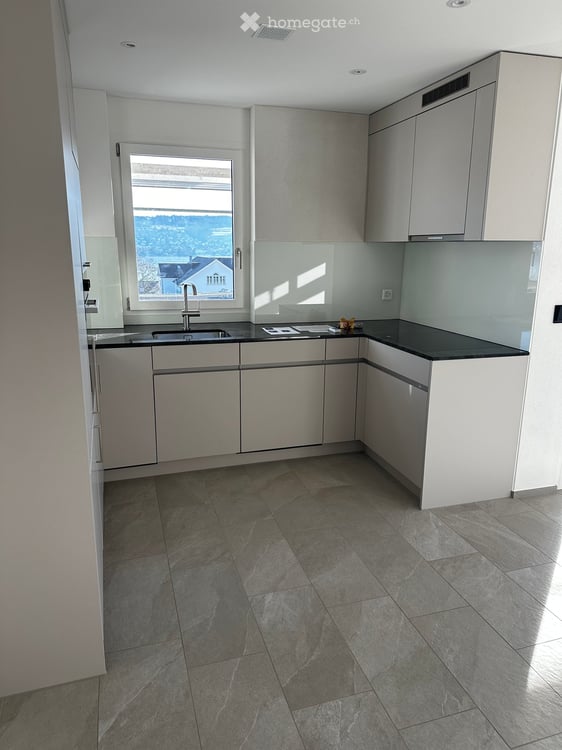 Exklusive 3.5-Zimmer-Wohnung mit Seesicht in Rüschlikon 3