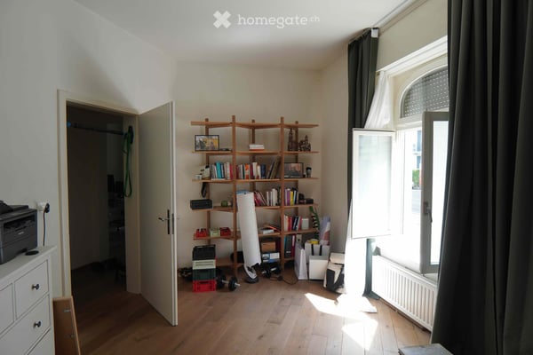 Charming 2.5-Room Ground Floor Apartment with Garden near Lake Zürich – Seestrasse, 8038 Zürich 4