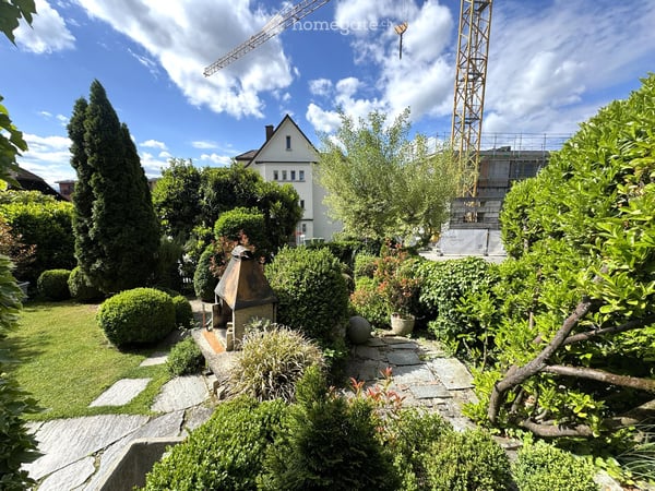 Charmante Haushälfte mit Garten und Potenzial an zentraler und ruhiger Lage in Meilen 20