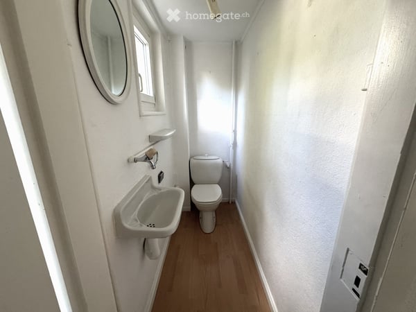 Charmante Haushälfte mit Garten und Potenzial an zentraler und ruhiger Lage in Meilen 9