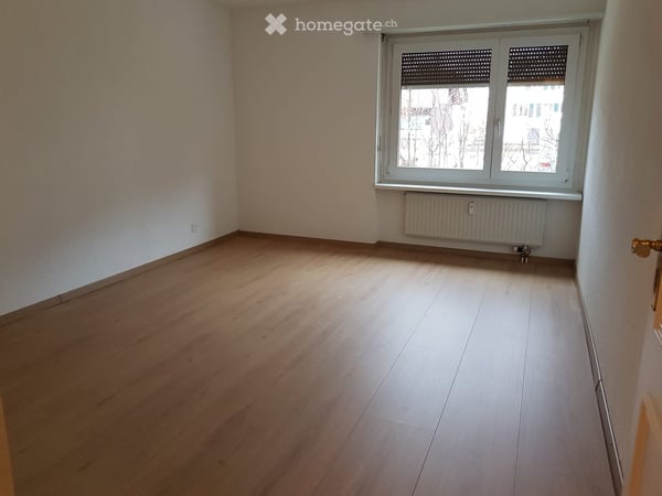 Charmante 2.5-Zimmer-Wohnung in Reichenburg – Sonnig und ruhig gelegen 11