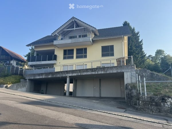 Charmante 4.5-Zimmer-Terrassenwohnung in Schmerikon – Erstklassige Lage in Seenähe