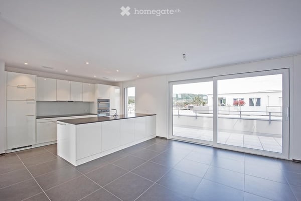 Helle 3.5-Zimmer-Dachwohnung mit Terrasse (135qm) und schöner Aussicht über Matzingen 2