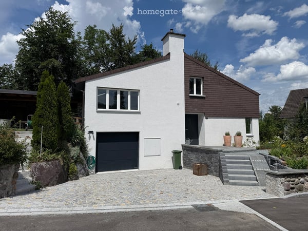 Charmantes 5.5-Zimmer-Einfamilienhaus in Egg bei Zürich – ab Oktober 2026 zu vermieten 1