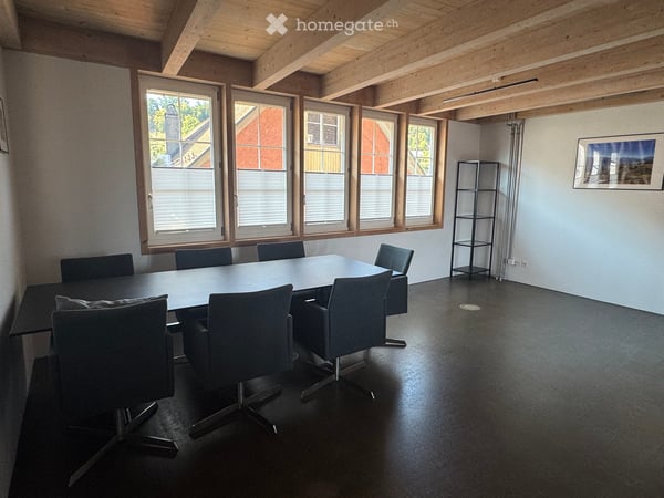 Charmante 3.5-Zimmer-Maisonettewohnung in historischem Gebäude – Brugg AG 2