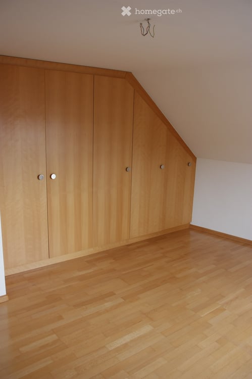 Charmante 3.5-Zimmer-Dachwohnung mit Galerie 13