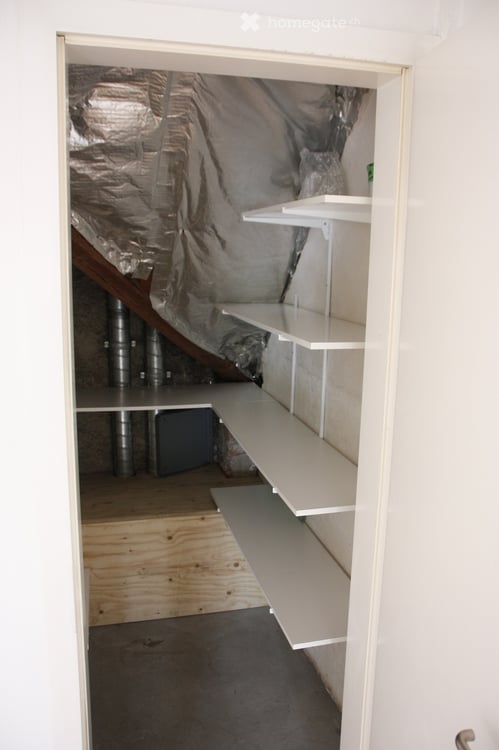 Charmante 3.5-Zimmer-Dachwohnung mit Galerie 12