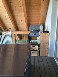 Charmante 4-Zimmer-Dachgeschosswohnung in Kefikon ZH mit sehr schöner Aussicht 3