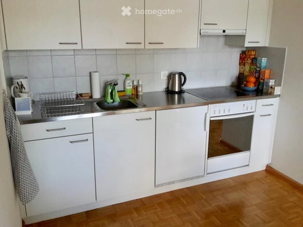 Im Dorfkern, ruhig mit grossem Südbalkon 6