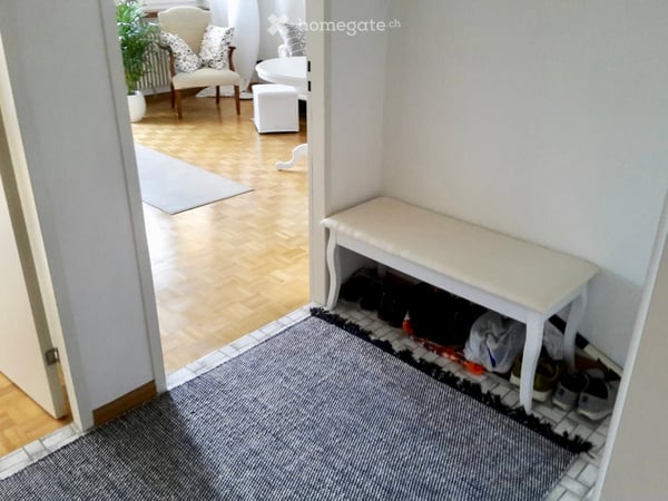 Im Dorfkern, ruhig mit grossem Südbalkon 3