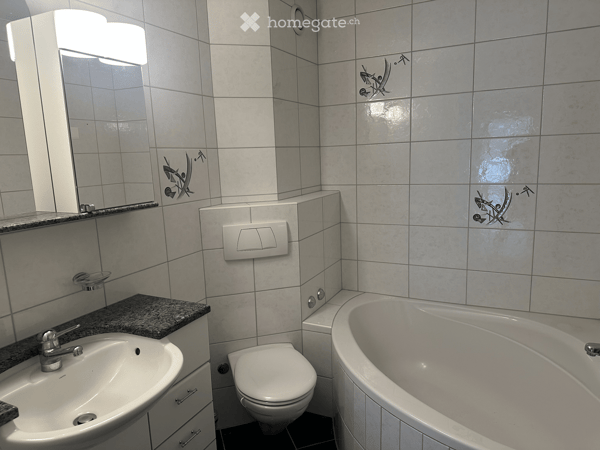 Helle 4.5-Zimmer-Wohnung mit Seeblick in Sempach – ab sofort verfügbar! 4