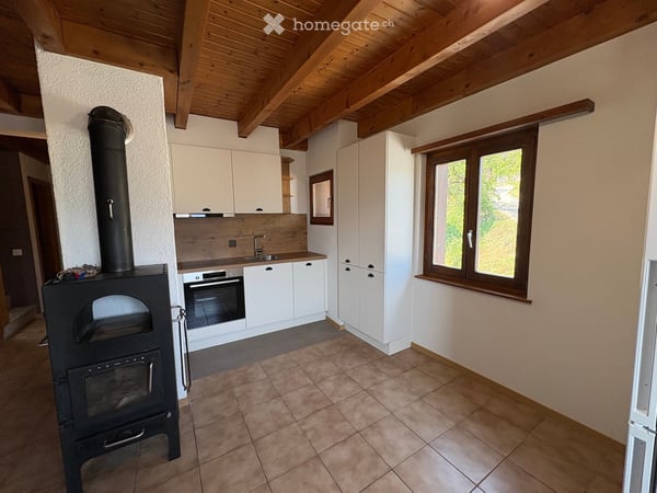 Maison individuelle de 6.5 pièces à louer à Botyre (Ayent) – Vue panoramique sur les montagnes 2