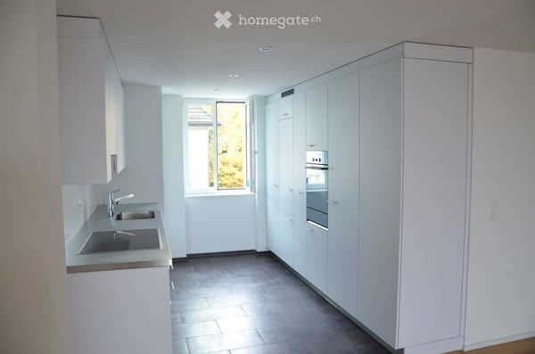 Eine Wohnung für Individualisten, welche das Detail und die Aussicht lieben! 10