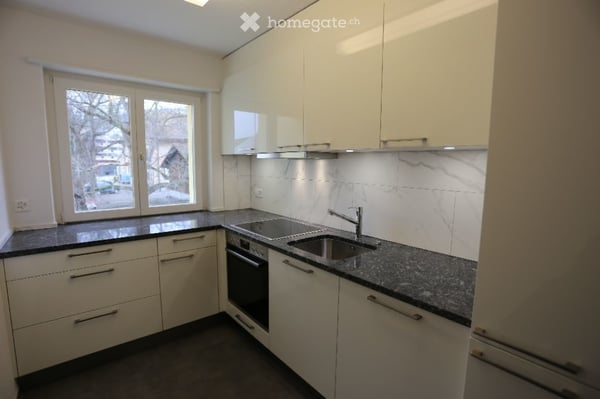 Schöne, sonnige 2-Zimmerwhg.  an der Unteren Schöntalstrasse 15 in Winterthur. 3