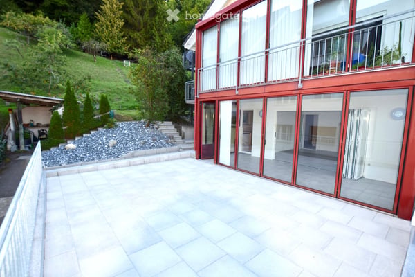 An zentrumsnaher Wohnlage überzeugt diese schöne Wohnung mit 4.5 Zimmer Wohnräumen. 11