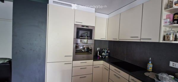 Charmant duplex de 3.5 pièces à Belmont-sur-Lausanne avec vue panoramique 2