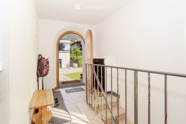 Charmantes 7.5-Zimmer-Einfamilienhaus in Flims Dorf mit herrlicher Aussicht 2