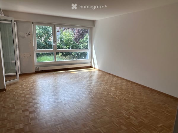 Helle 3.5-Zimmer-Wohnung mit Balkon in Binningen 5