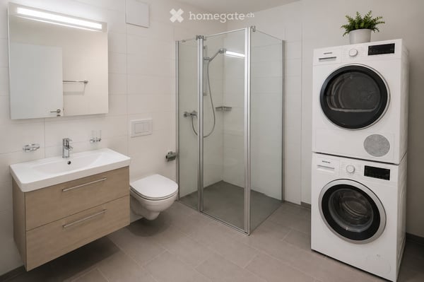 Helle 4.5-Zimmer-Wohnung mit Balkon und schöner Aussicht in Ossingen 3