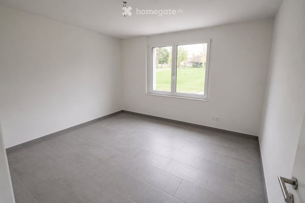 Helle 4.5-Zimmer-Wohnung mit Balkon und schöner Aussicht in Ossingen 8