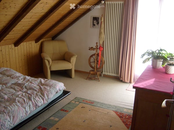 Charmantes freistehendes Einfamilienhaus mit grossem Garten in Fehraltorf 5