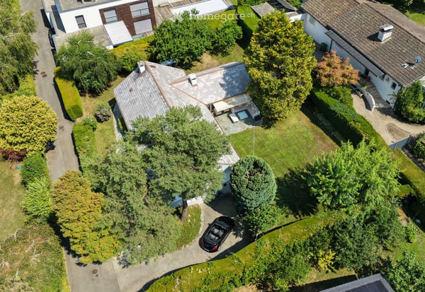 Elegant Villa in Collonge-Bellerive – 8 Rooms with Lake Proximity 3
