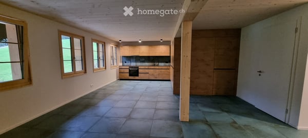Moderne 3.5-Zimmer-Maisonette-Wohnung in einmaliger Umgebung mit kleinem Nebenverdienst 2