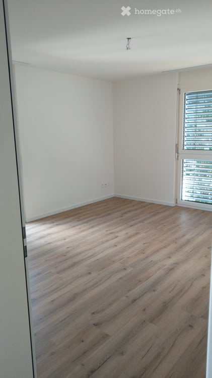Lichtdurchflutete 5.5-Zimmer-Wohnung mit grossem Balkon und 2 Aussenabstellplätzen 18
