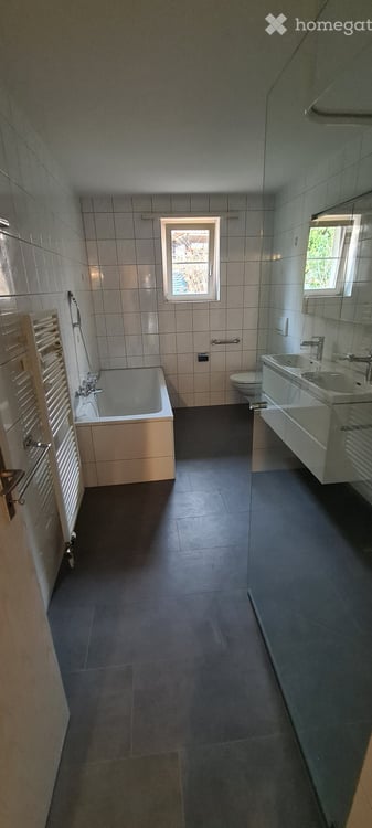 Charmante 4.5-Zimmer-Wohnung in Altbau-Gebäude in Maisprach 11