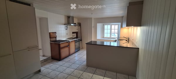 Charmante 4.5-Zimmer-Wohnung in Altbau-Gebäude in Maisprach 8