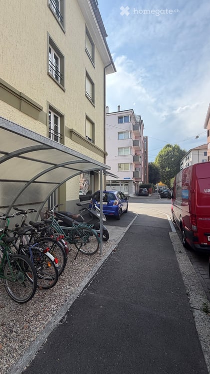 Charmante 2-Zimmer-Wohnung im Altbau an der Ackerstrasse, Basel 2