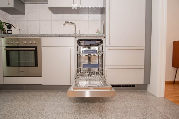 Helle 2.5-Zimmer-Wohnung mit Balkon und schöner Aussicht in Basel 8