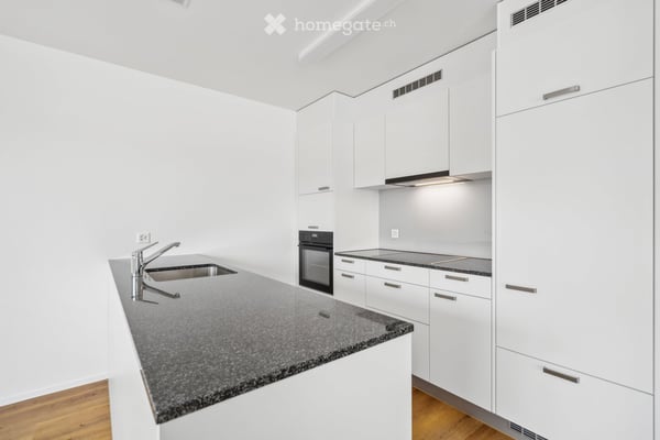 Moderne 3.5-Zimmer-Neubau-Wohnung direkt beim Bahnhof Kapf 6
