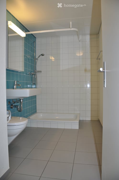 Moderne Wohnung direkt beim Bahnhof Suhr 7