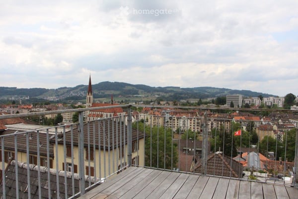 Sonnige 4.5-Zimmer-Maisonette-Dachwohnung mit Balkon und Dachterrasse an ruhiger Lage 4