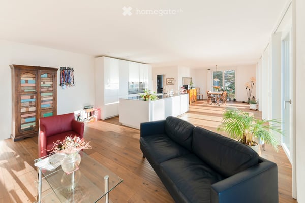 Helle 5.5-Zimmer-Wohnung mit Park und Seesicht (befristet für 6 Monate) 3