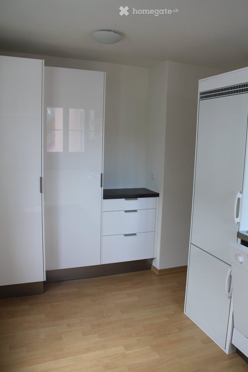 3 Zimmer-Wohnung an zentraler Lage zu vermieten 8
